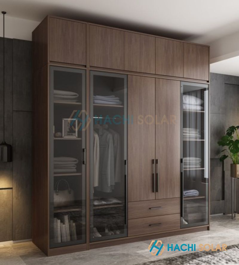 Hiện nay các chất liệu tủ giá treo quần áo mới như cánh kính, cánh hợp kim có độ bền cao, được rất nhiều khách hàng ưa chuộng