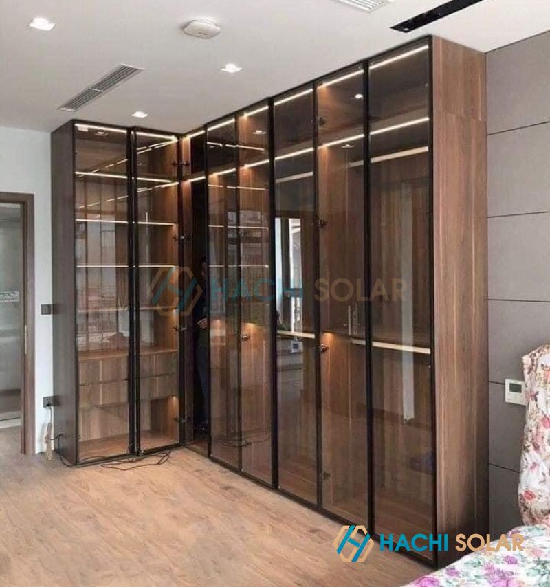 Tủ treo quần áo gắn tường kịch trần giá tốt