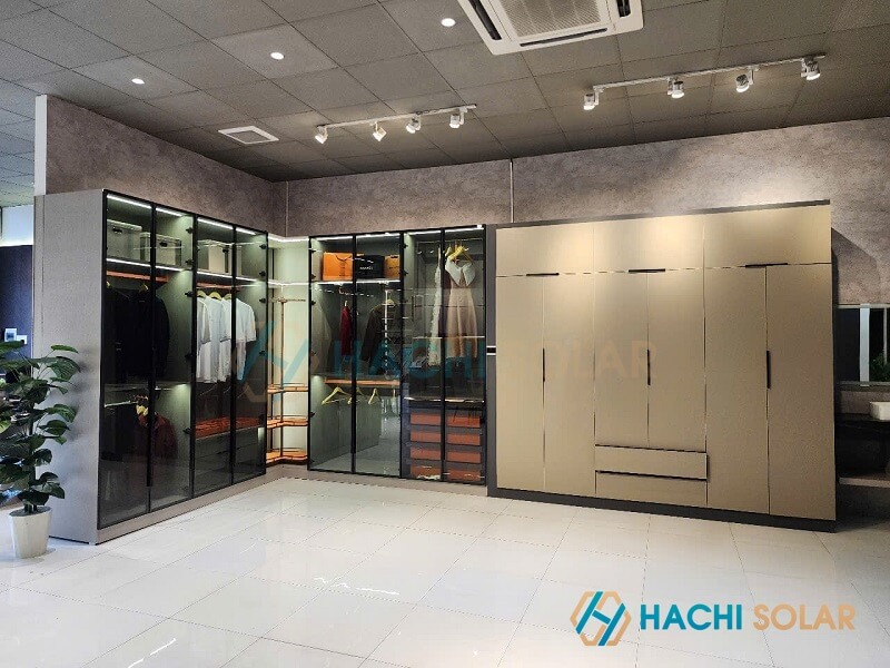 Các sản phẩm tủ nội thất với mẫu mã đa dạng tại showroom Hachi Solar