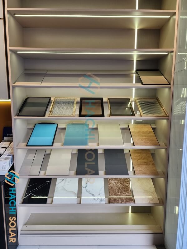 Các loại cánh tủ bếp và các loại vật liệu làm tủ bếp hiện đại tại showroom
